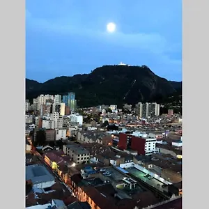 Apartamento (1902a) - Apto En El Corazón De La Ciudad Con Vista única