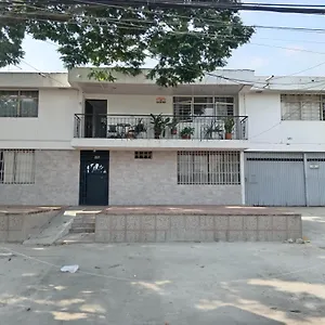 Linda Casa Vacacional Andy-santiago De , Cali Colombia